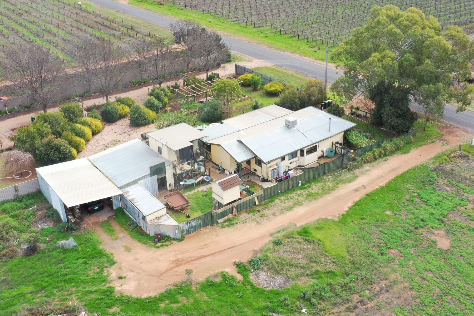 35 Fourth Street, Merbein VIC 3505, Merbein - Thumbnail 2