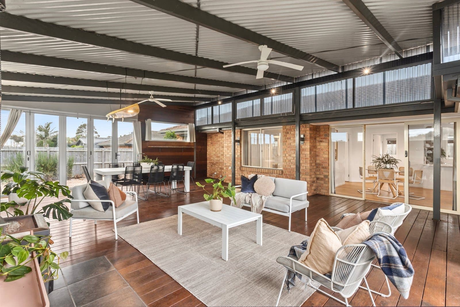 1 Weber Drive, Mornington, Mornington - Thumbnail 2