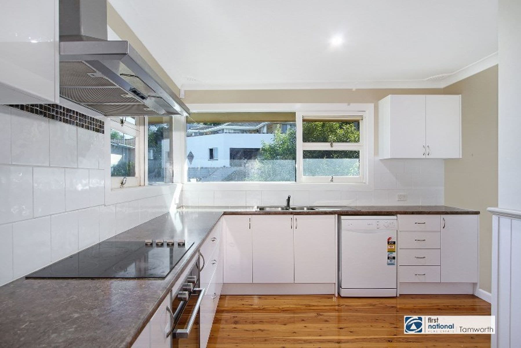 7 Carinya Street, Tamworth NSW 2340, Tamworth - Thumbnail 3