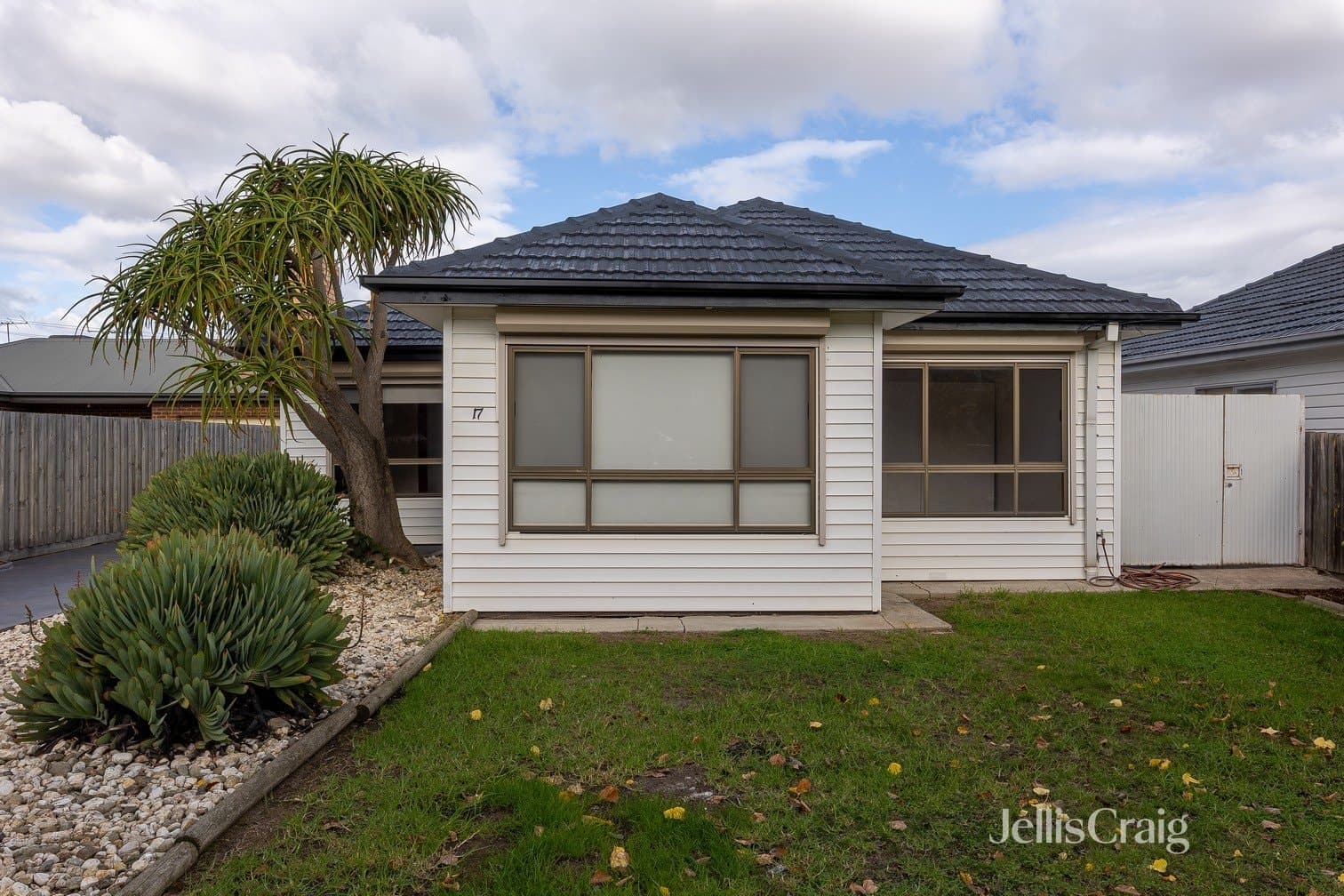 17 Edward Avenue, Altona North, Altona North - Thumbnail 2