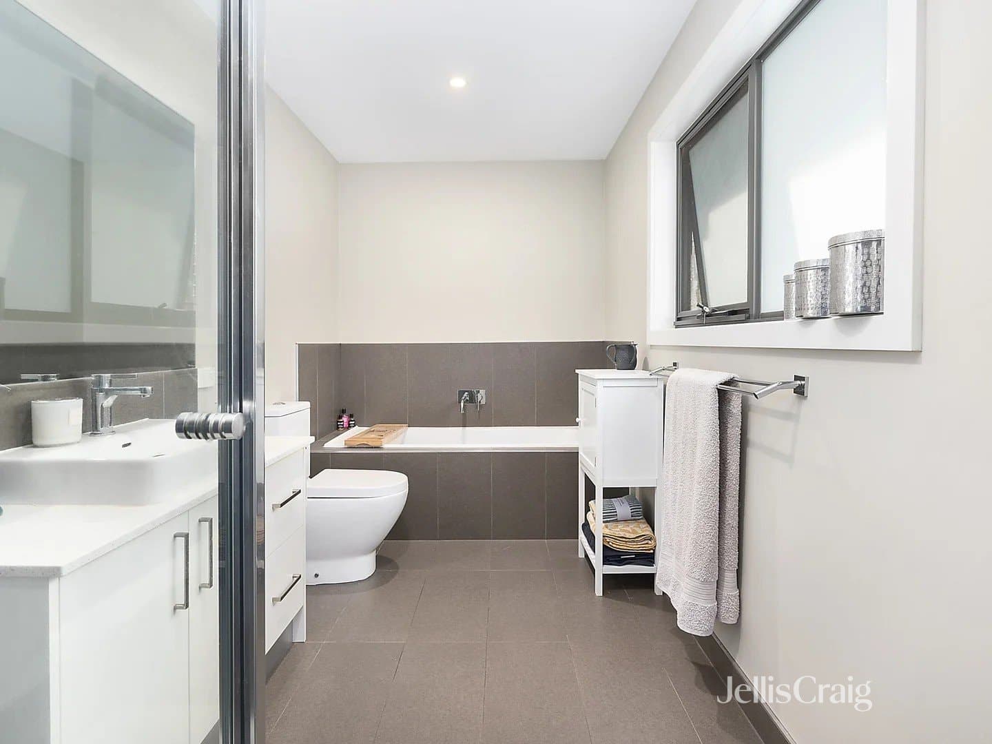 3/2 Douglas Street, Pascoe Vale, Pascoe Vale - Thumbnail 5