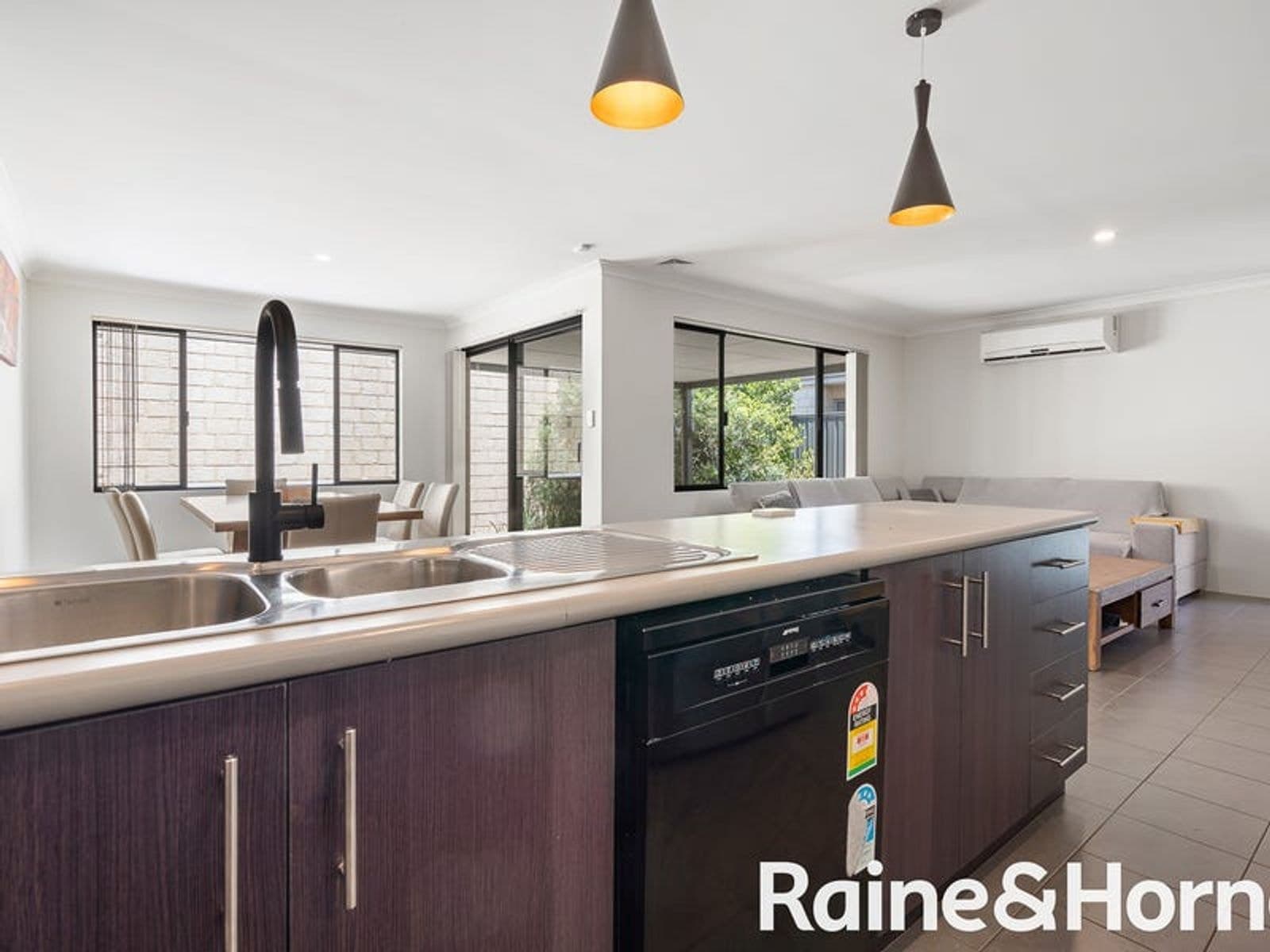 15/121 Eighth Road, Armadale WA 6112, Armadale - Thumbnail 3