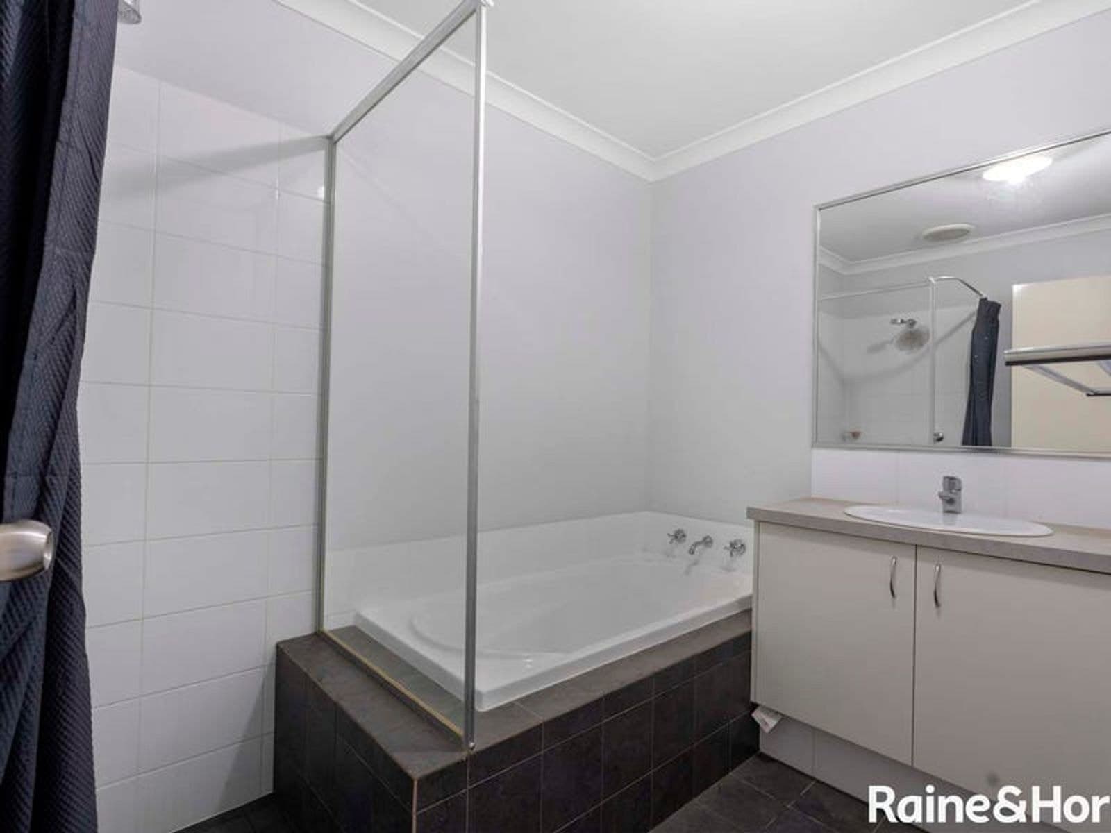 E/61 Bert Street, Gosnells WA 6110, Gosnells - Thumbnail 3