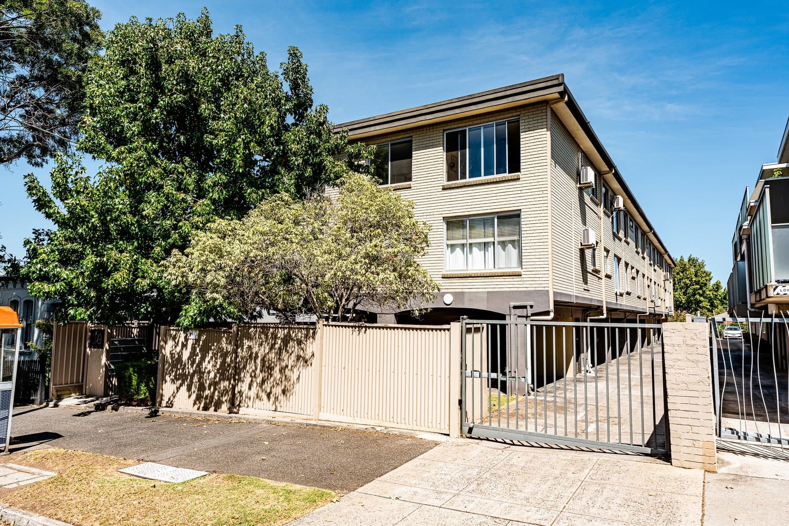 4/39 Dover Street, Flemington VIC 3031, Flemington - Image 1