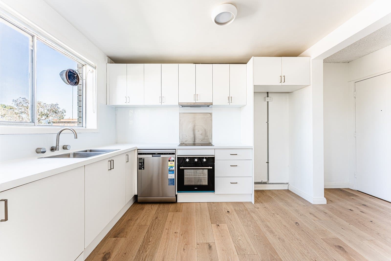 4/39 Dover Street, Flemington VIC 3031, Flemington - Thumbnail 4