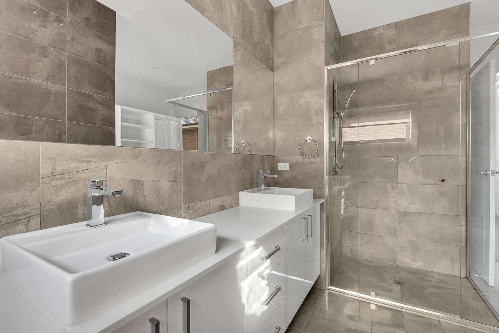 10/7-9 Sussex Street, Preston VIC 3072, Preston - Thumbnail 5