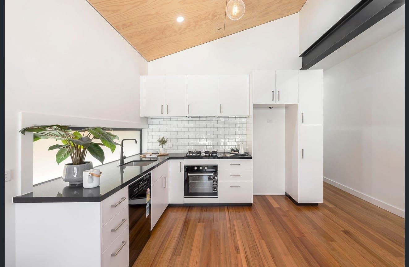 17 Albert Street, Moonee Ponds VIC 3039, Moonee Ponds - Thumbnail 2