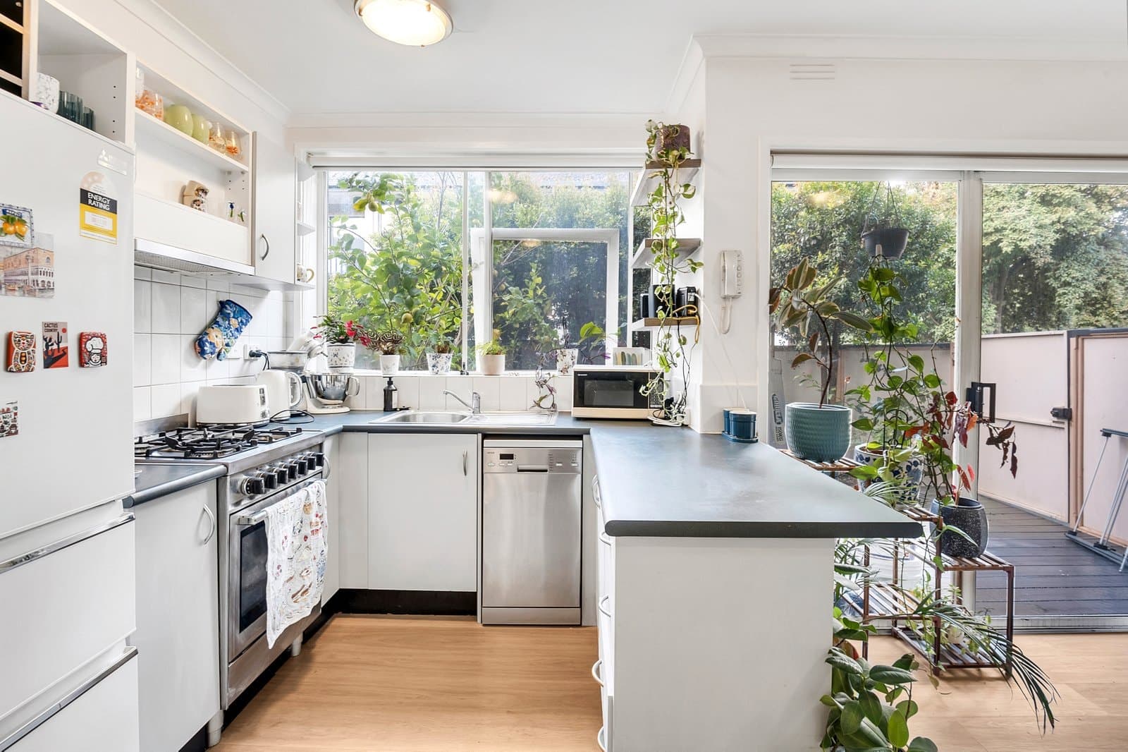 3/305 Heidelberg Road, Northcote VIC 3070, Northcote - Thumbnail 2