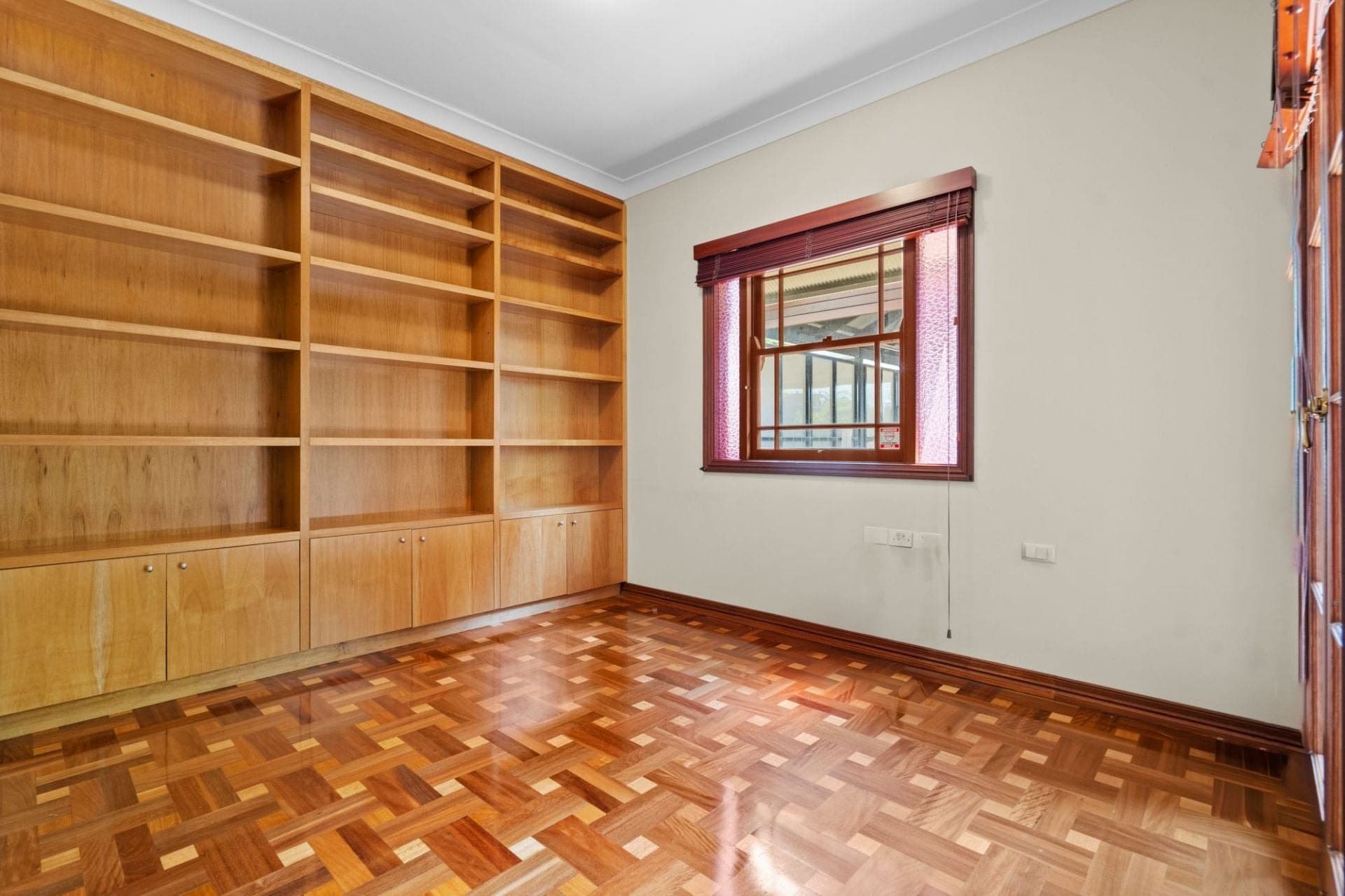 225 Swann Road Taringa, Taringa - Image 1