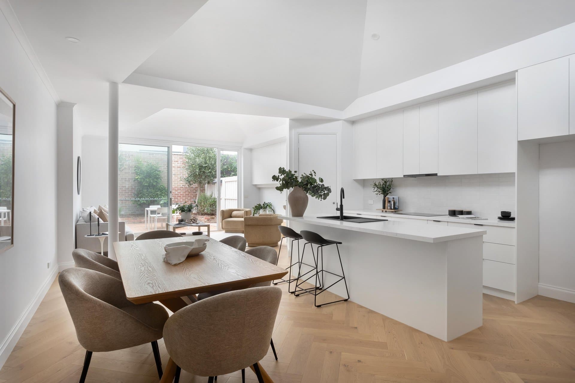 28 Corsair Street, Richmond, Richmond - Thumbnail 4