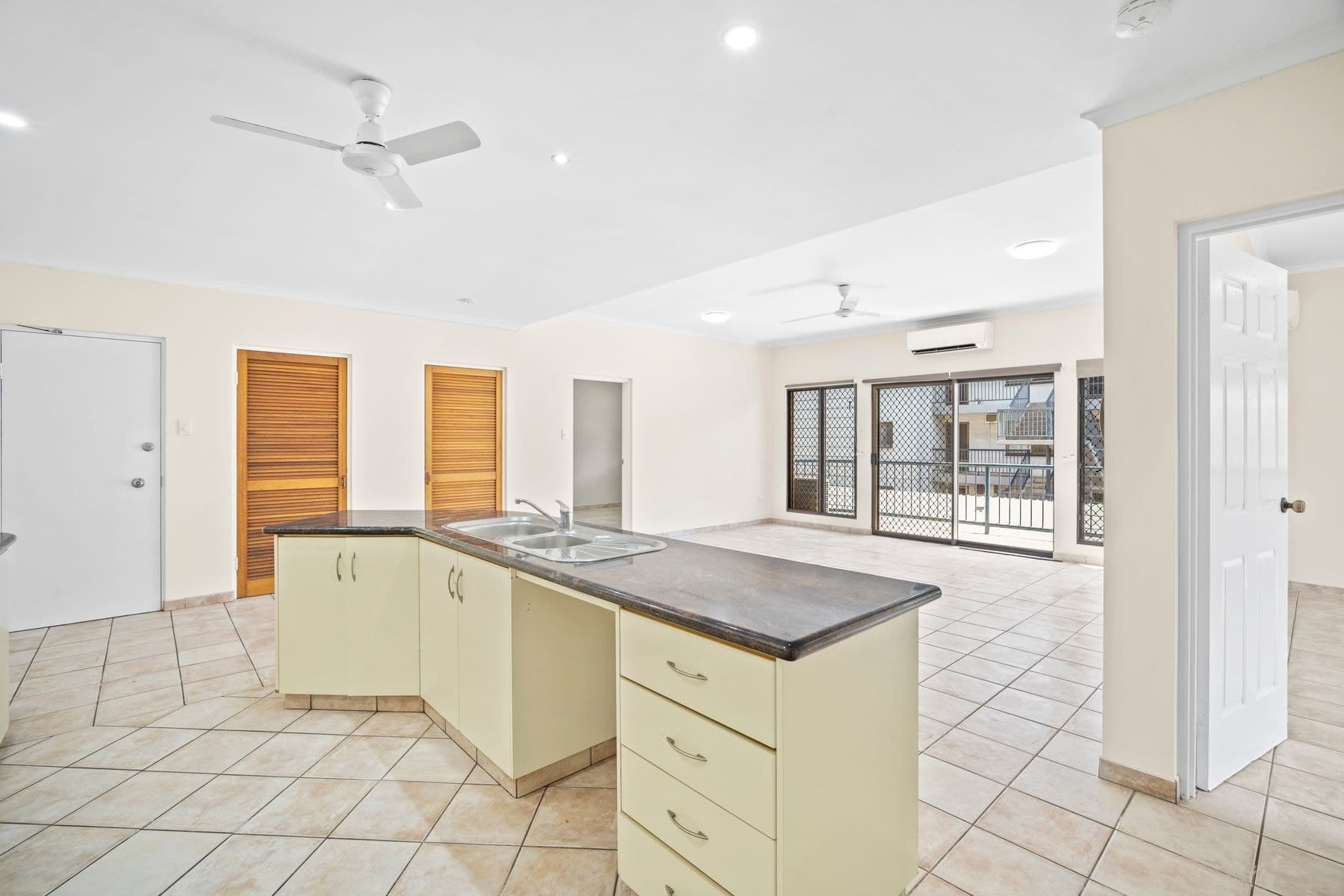 2/1 Marsina Court, Larrakeyah NT 0820, Larrakeyah - Thumbnail 8