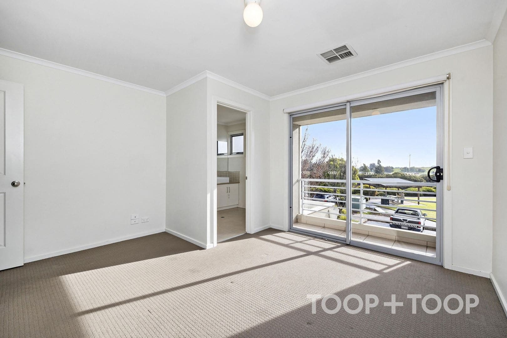 36 Broadwater Crescent, Mawson Lakes SA 5095, Mawson Lakes - Thumbnail 3
