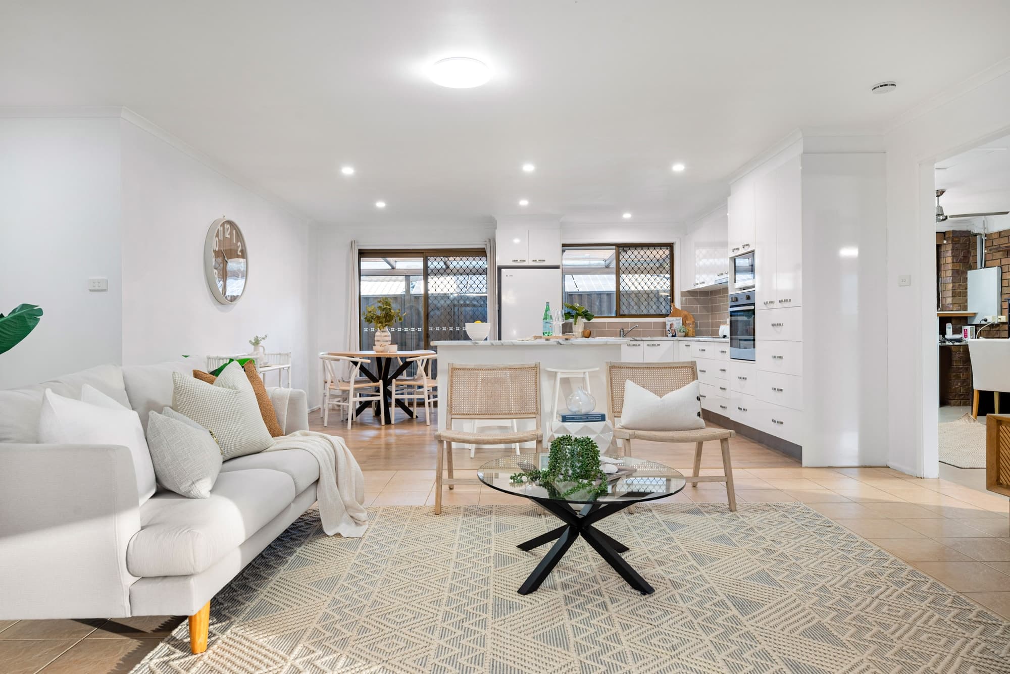 10 Sylvania Street, WELLINGTON POINT QLD 4160, Wellington Point - Thumbnail 2