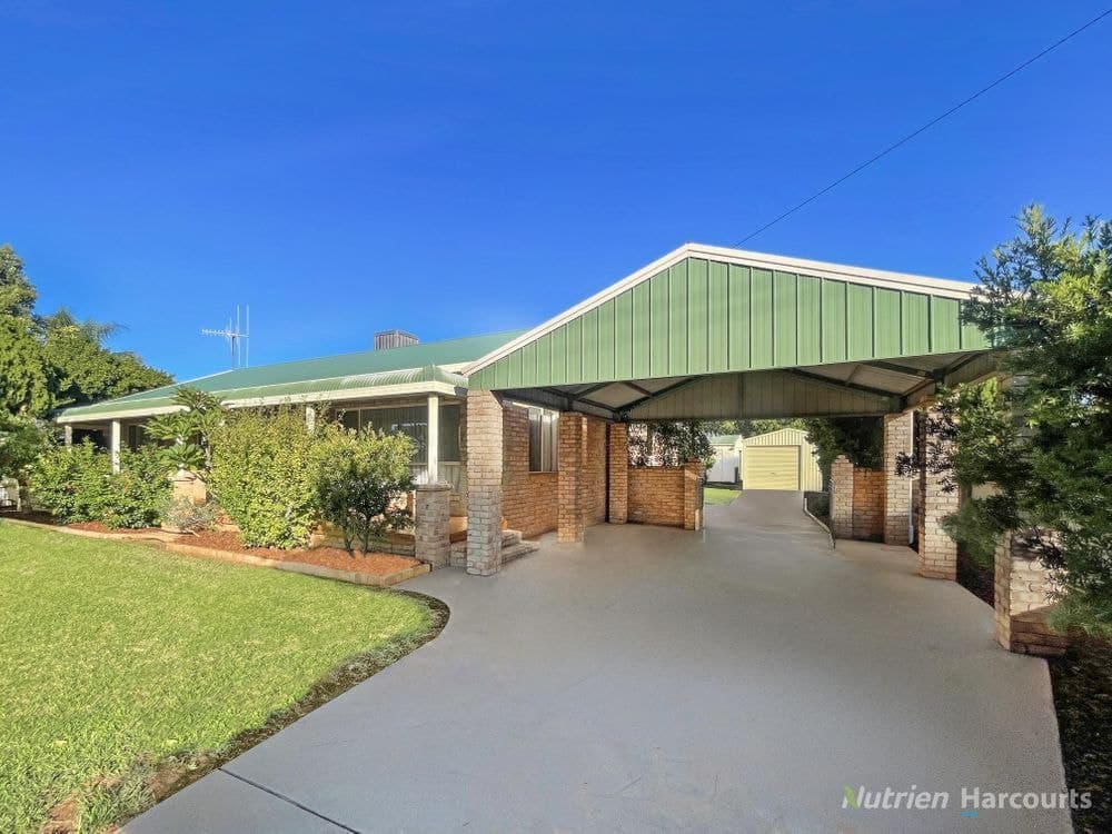 25 Margaret Street, COBAR, NSW 2835, Cobar - Thumbnail 2