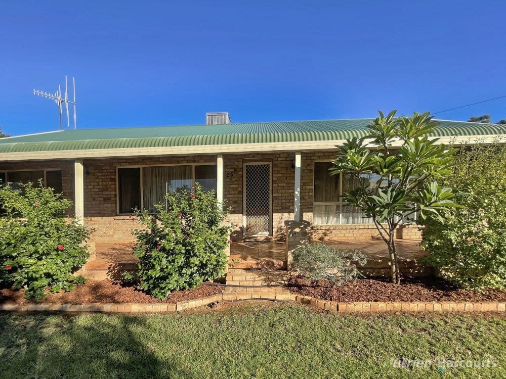 25 Margaret Street, COBAR, NSW 2835, Cobar - Thumbnail 4