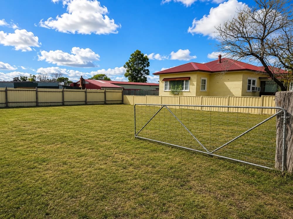 75 Wullamulla Street, GLEN INNES, NSW 2370, Glen Innes - Thumbnail 5