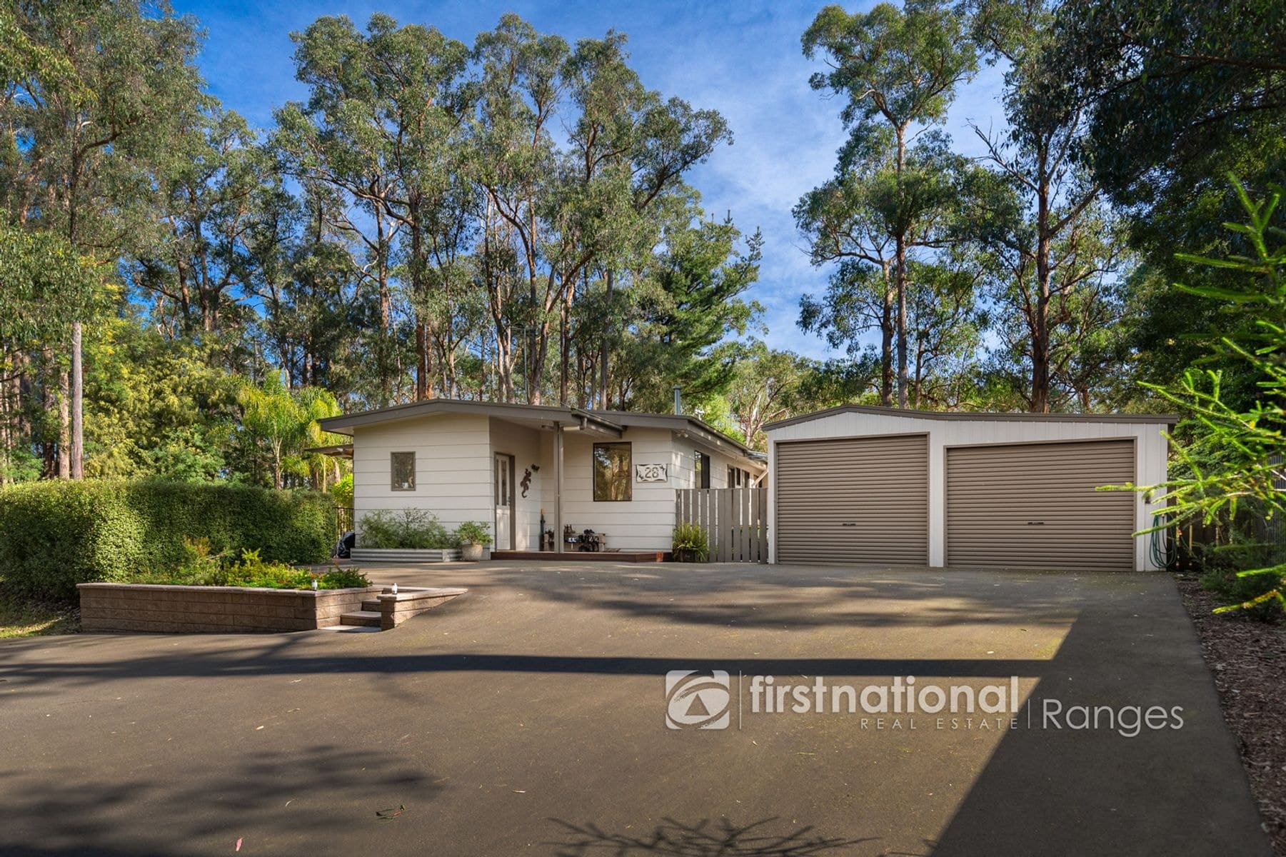 28 Mountain Road, Cockatoo VIC 3781, Cockatoo - Image 1