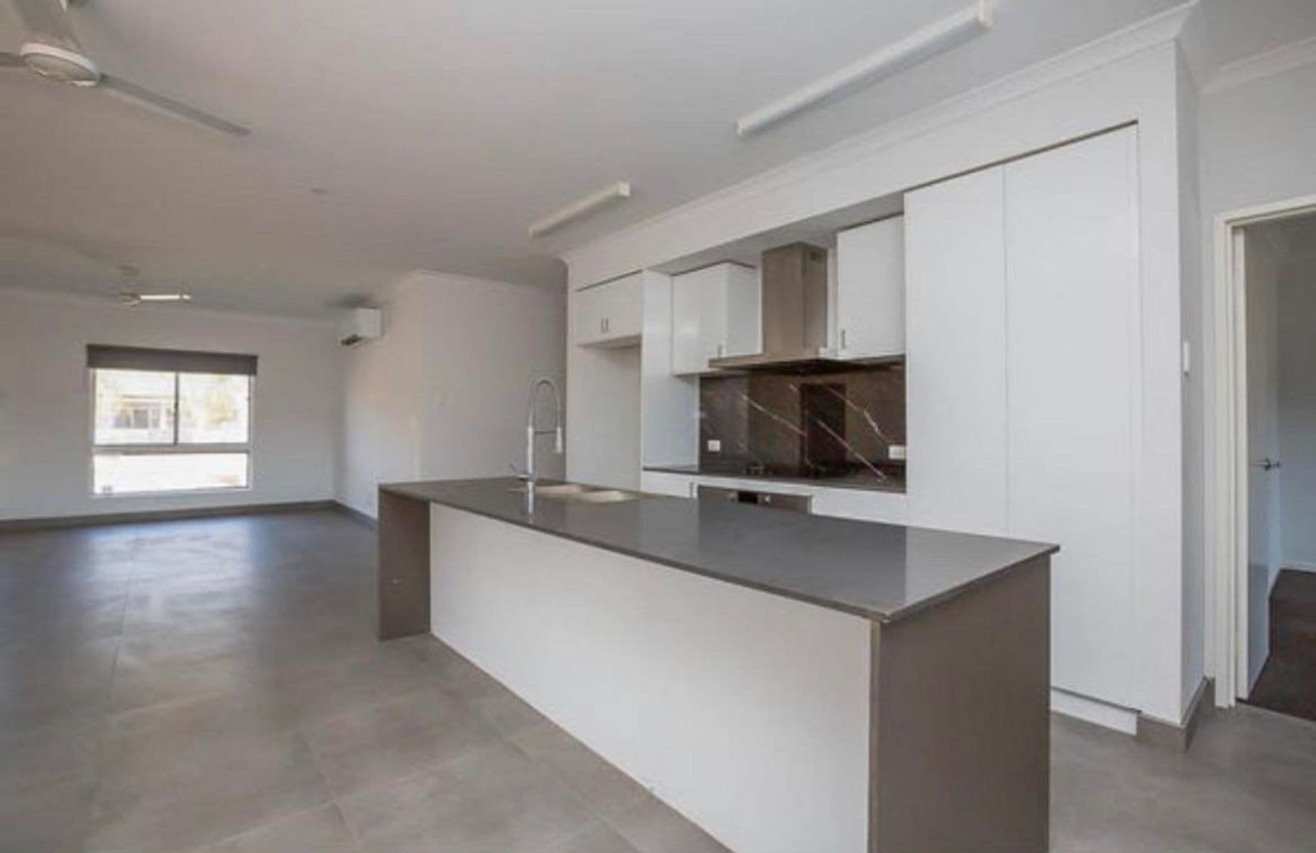 25 Smith Street, South Hedland WA 6722, South Hedland - Thumbnail 2