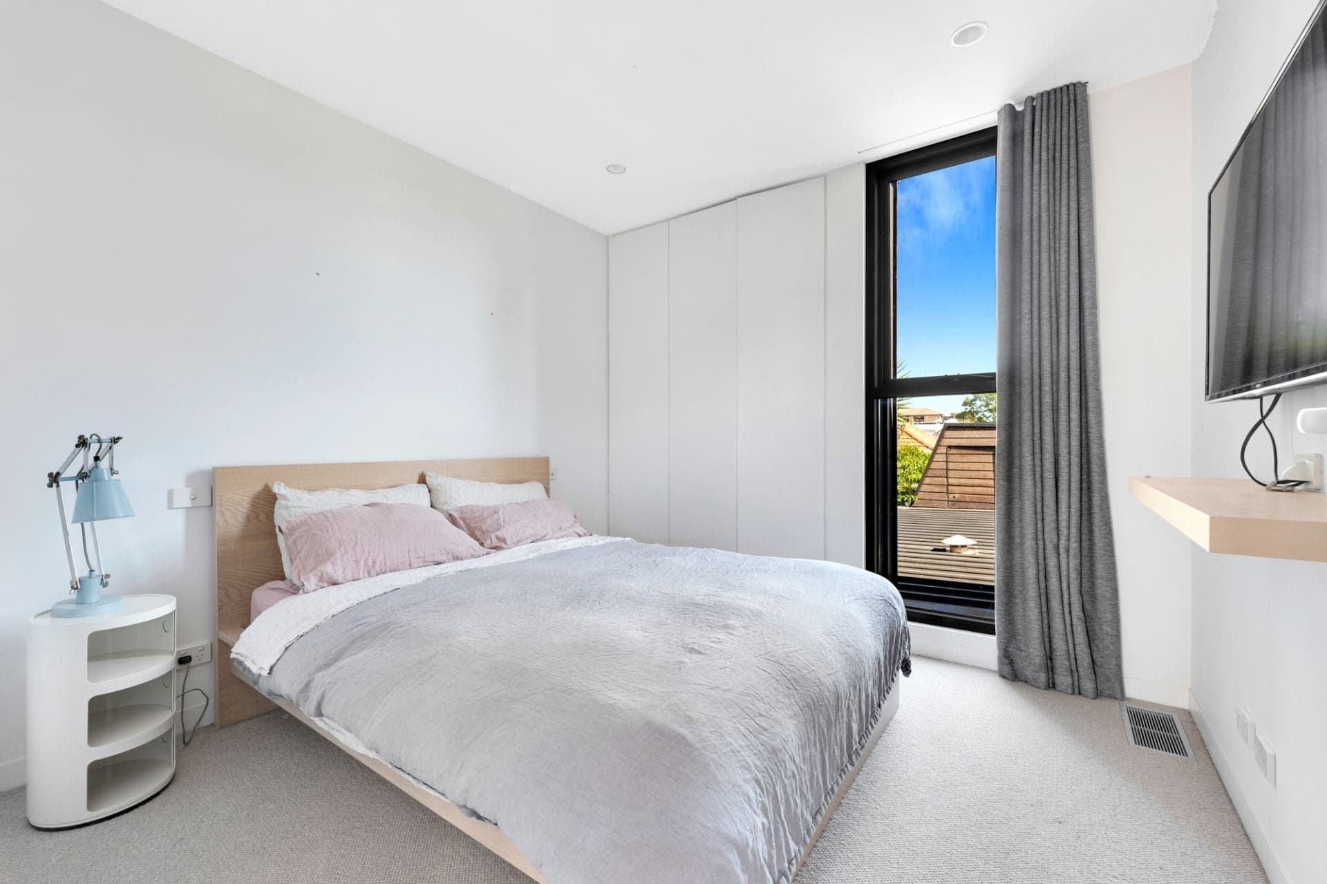 24 Ann Street, Windsor, Windsor - Thumbnail 2