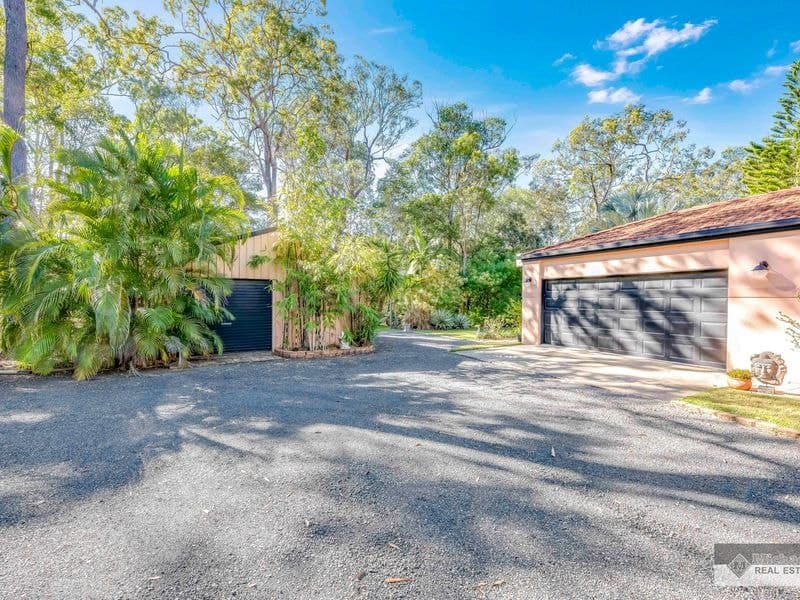 17 Hannah Court, Moore Park Beach, Moore Park Beach - Thumbnail 4