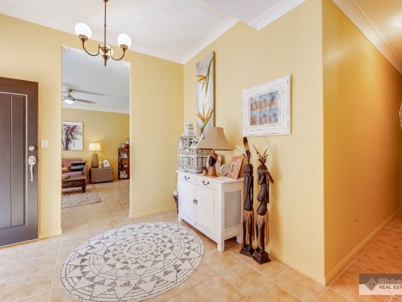 17 Hannah Court, Moore Park Beach, Moore Park Beach - Thumbnail 6