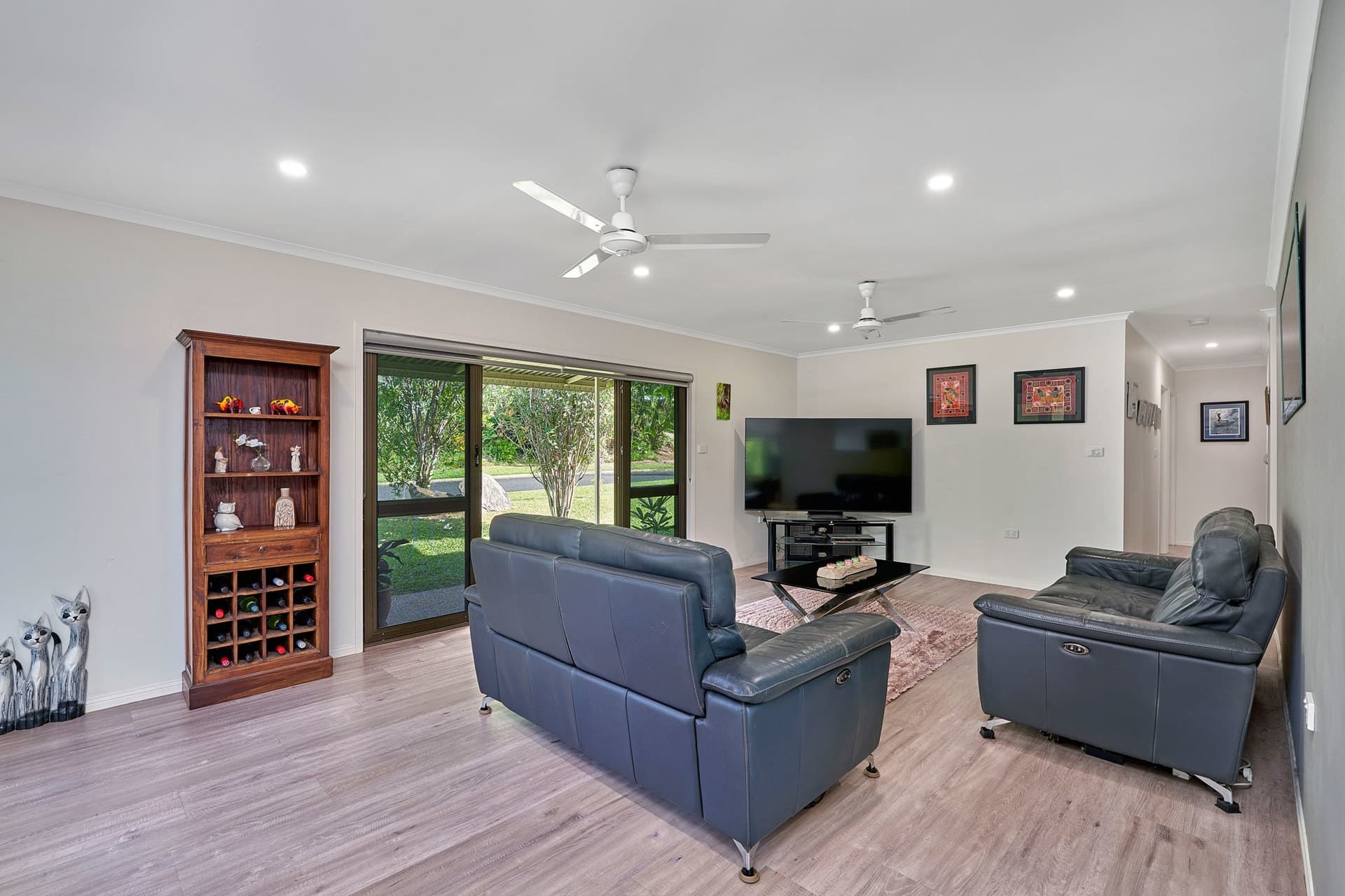 42 Hadrian Avenue, Mooroobool, Mooroobool - Thumbnail 6