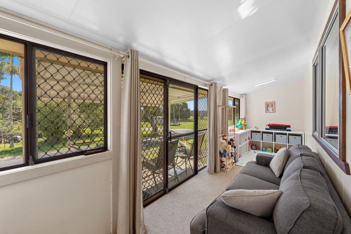11 Park Street, Ilarwill, Ilarwill - Thumbnail 4