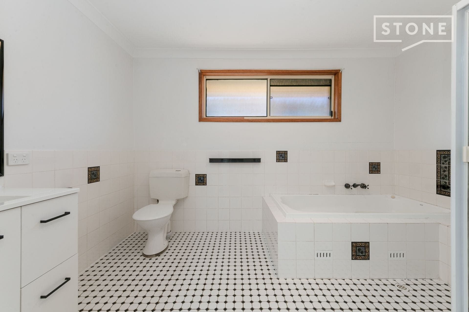 21 Burke Street, Swansea, Swansea - Thumbnail 8