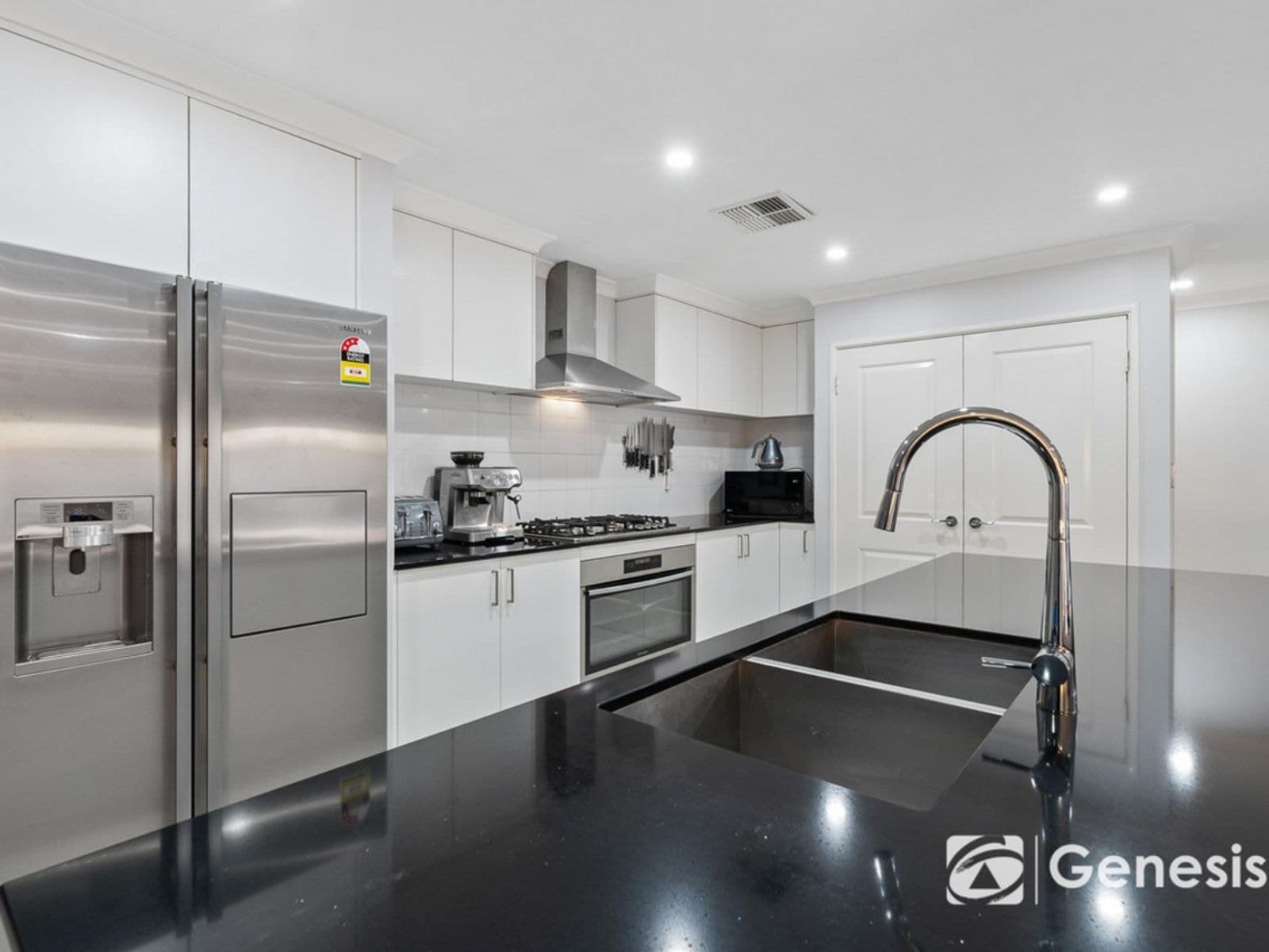 2 Bayonne Corner, Piara Waters WA 6112, Piara Waters - Thumbnail 8