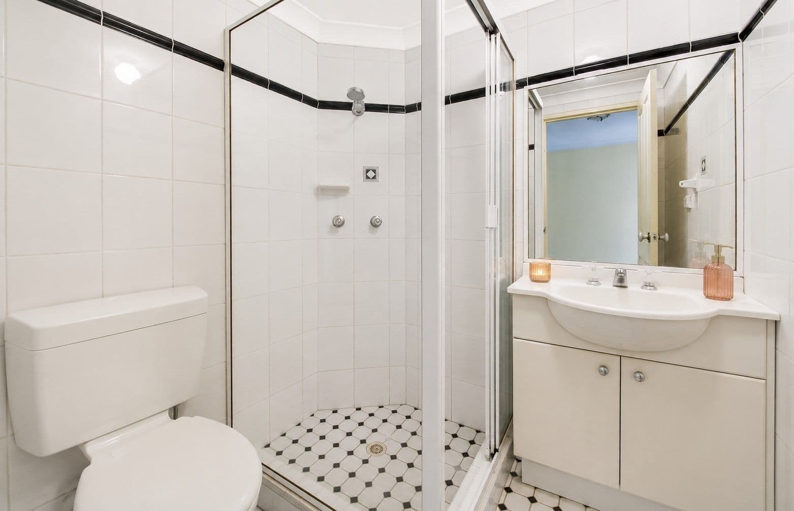 8/1-3 Bellbrook Avenue, Hornsby, Hornsby - Thumbnail 7