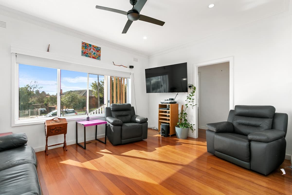 20 Denise Street, Morwell VIC 3840, Morwell - Thumbnail 2