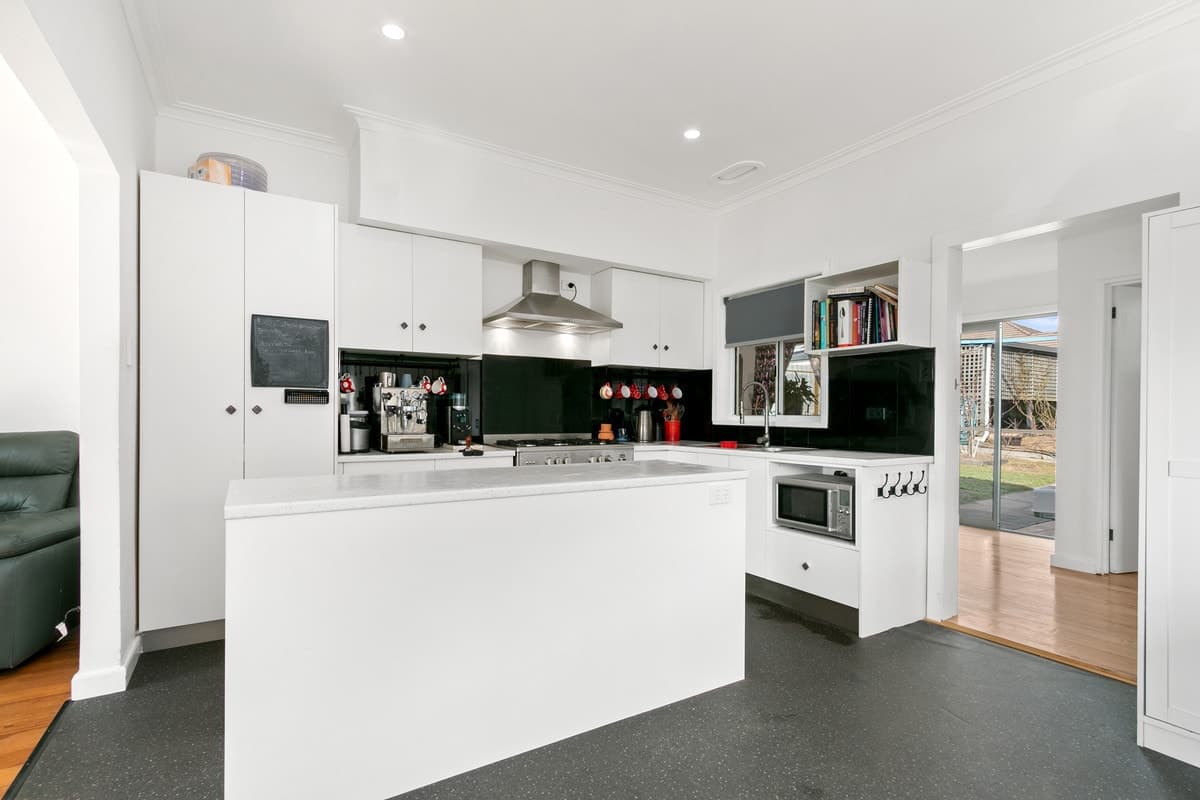 20 Denise Street, Morwell VIC 3840, Morwell - Thumbnail 3