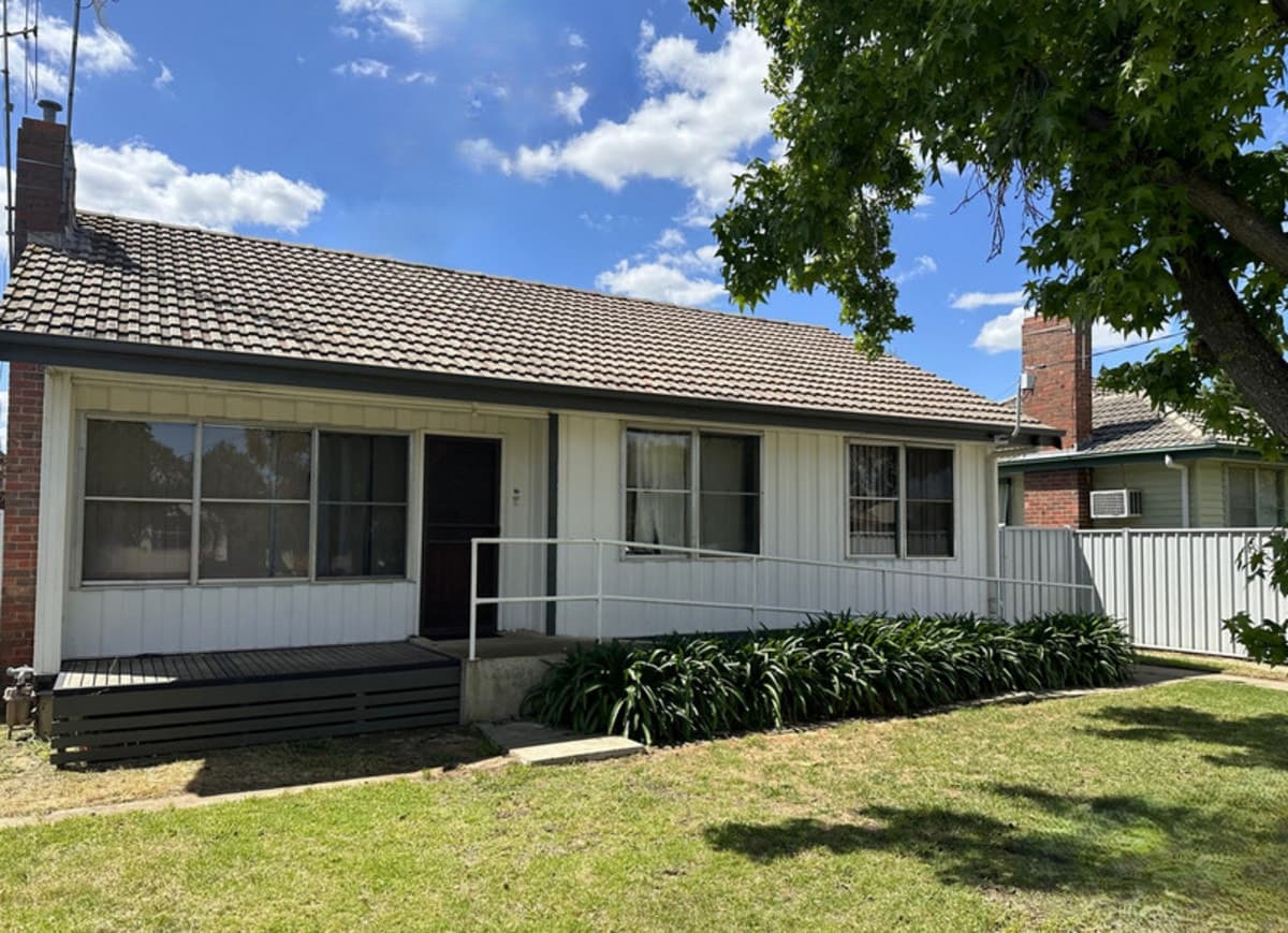 27 Cameron Avenue,, Shepparton VIC 3630, Shepparton - Image 1
