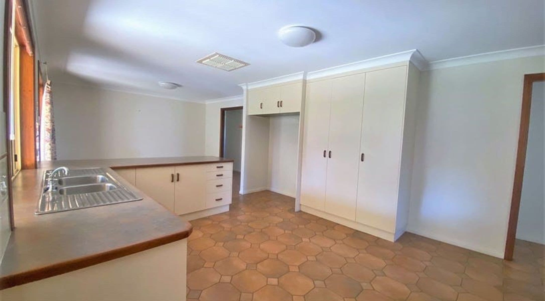 35A Atkins Street, Chinchilla QLD 4413, Chinchilla - Thumbnail 8