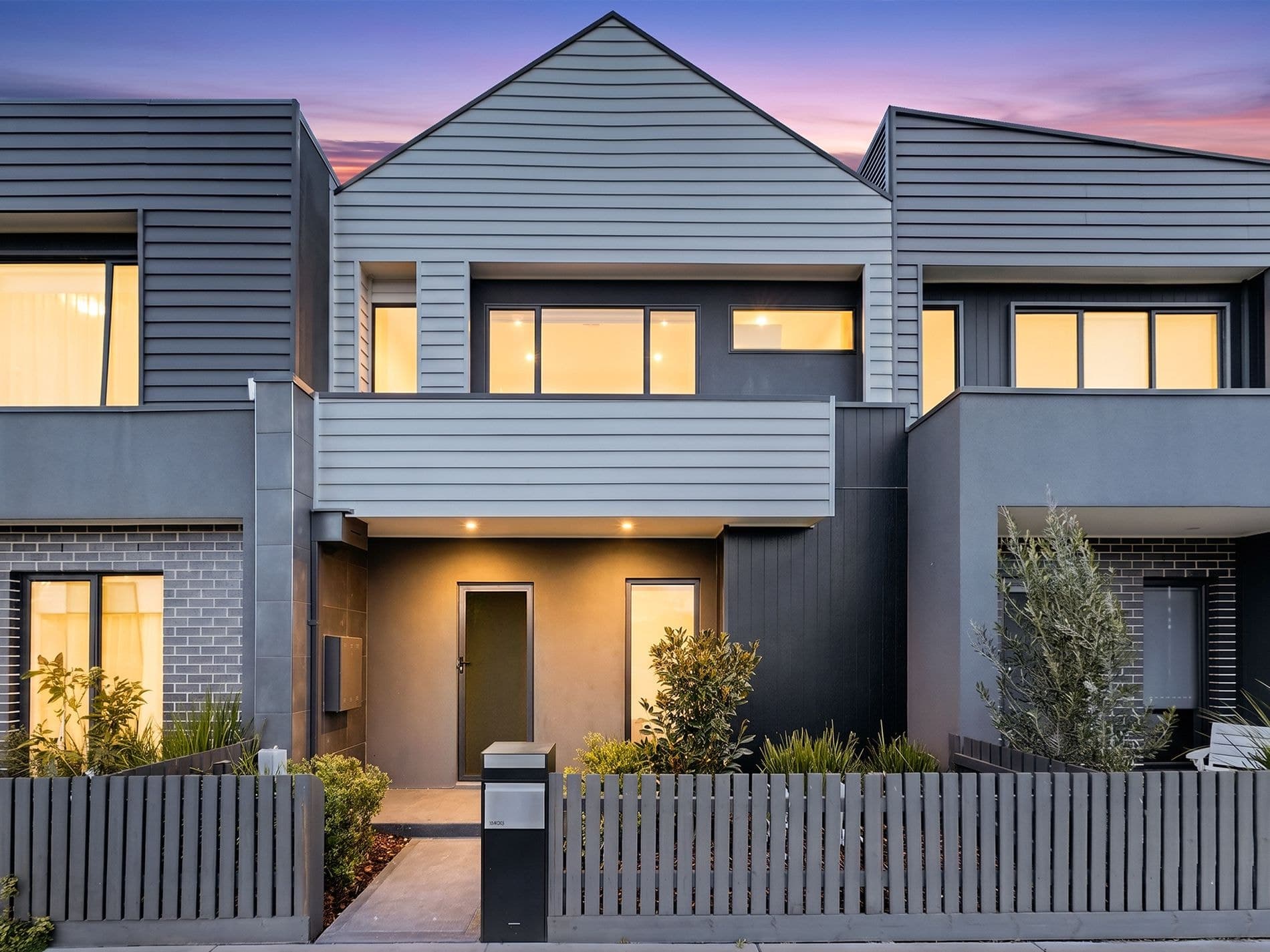 25 Mortdale Lane, Clyde North, Clyde North - Image 1