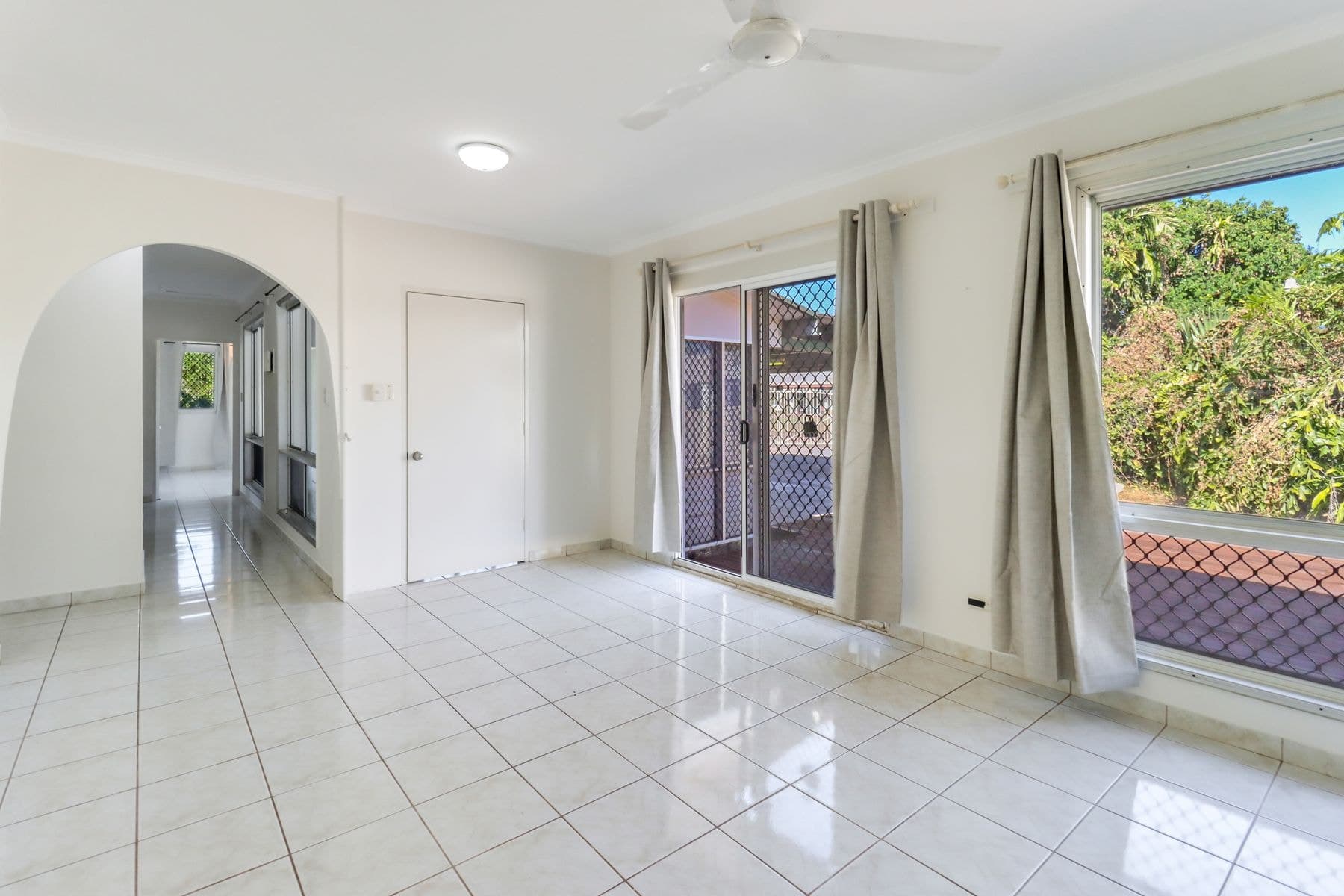 48 Mistletoe Circuit, Karama NT 0812, Karama - Thumbnail 6