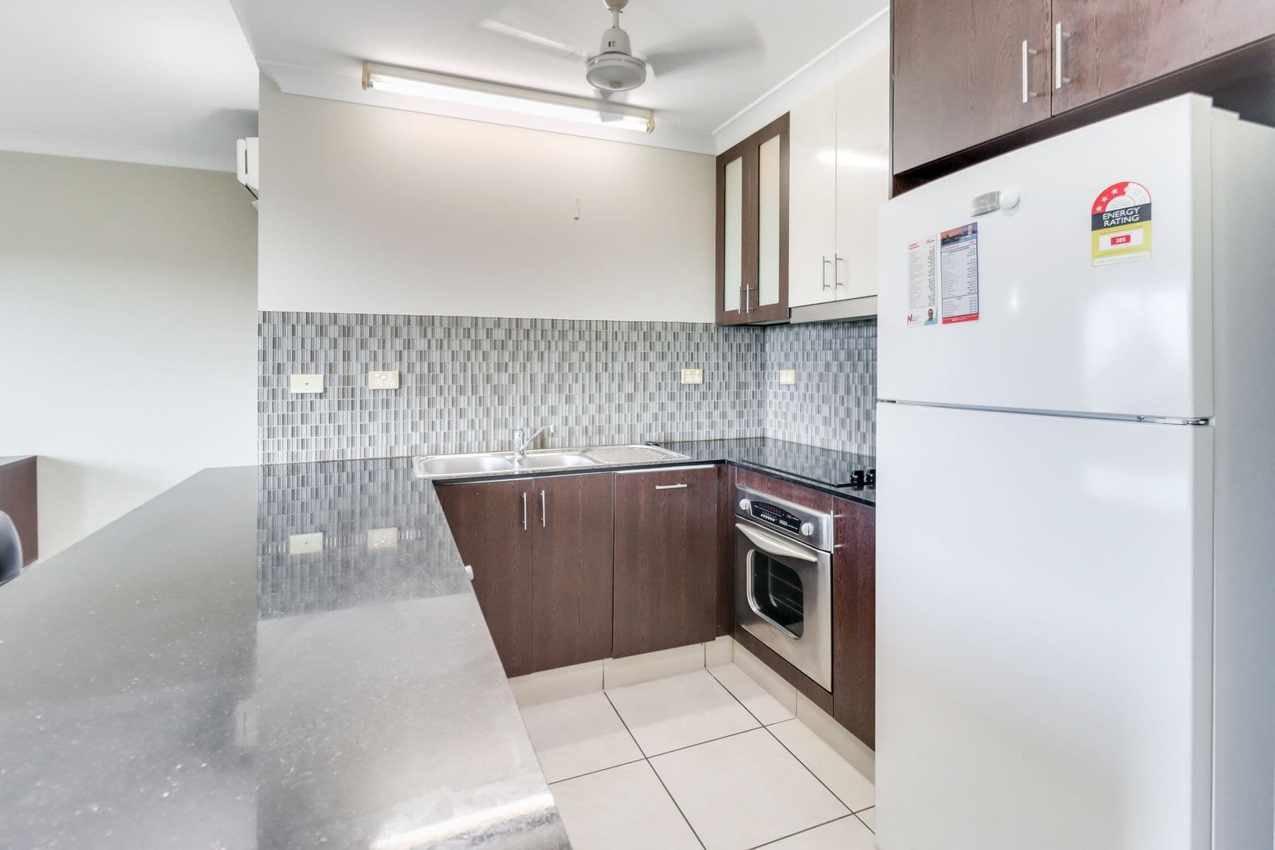 22/24 Harvey Street, Darwin City, NT 0800, Darwin City - Thumbnail 3