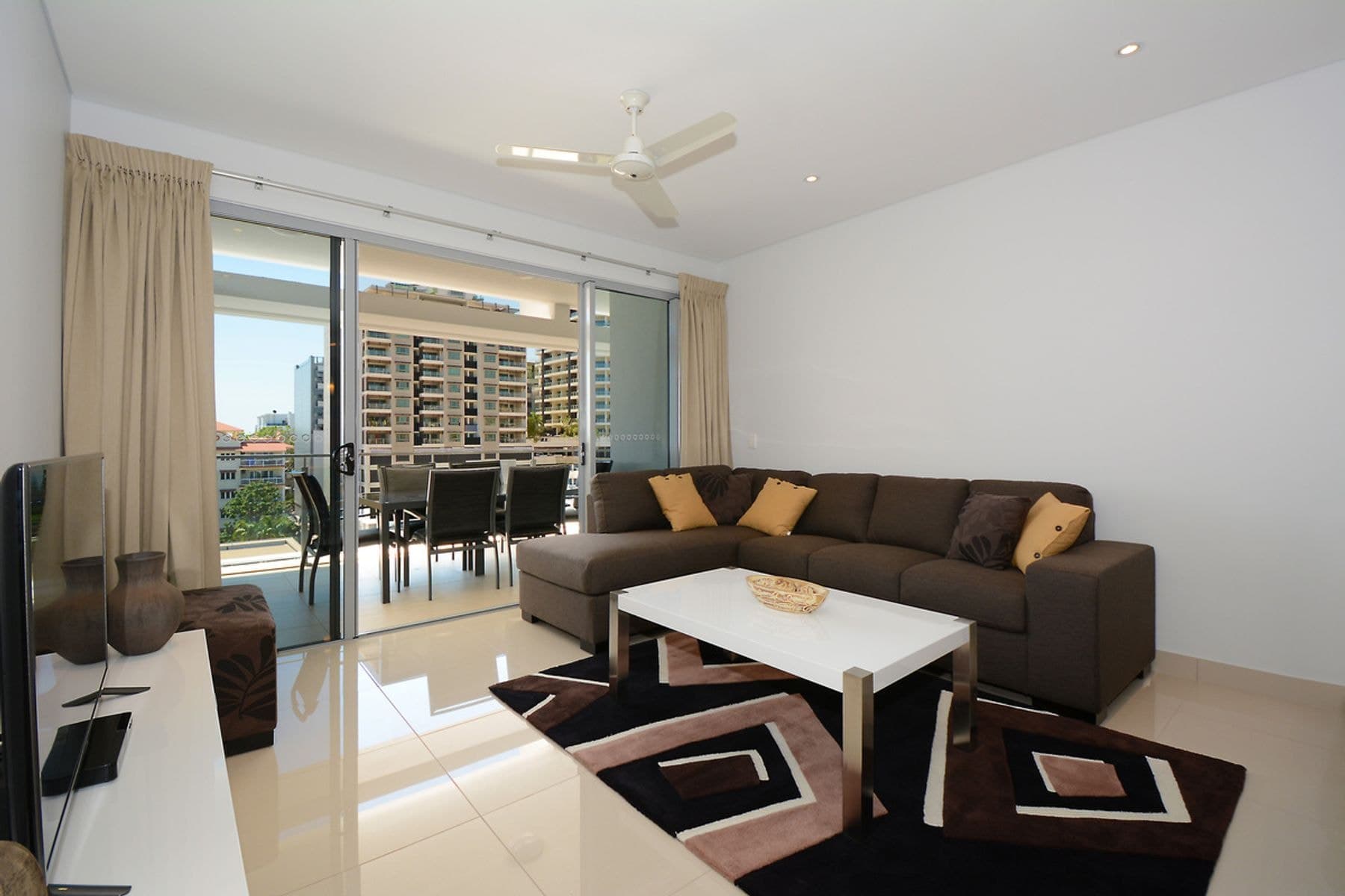 47/39 Cavenagh Street, Darwin City NT 0800, Darwin City - Thumbnail 3