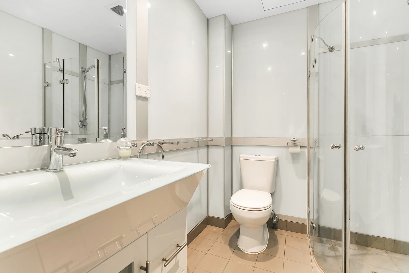 7/89 Queenscliff Road, Queenscliff  NSW 2096, Queenscliff - Thumbnail 5