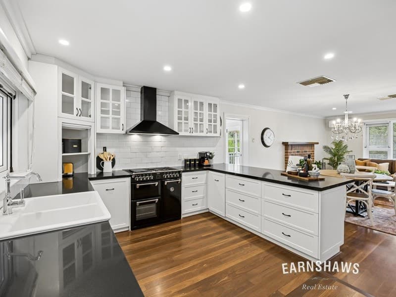 77 Hardey Road, Glen Forrest, Glen Forrest - Thumbnail 4