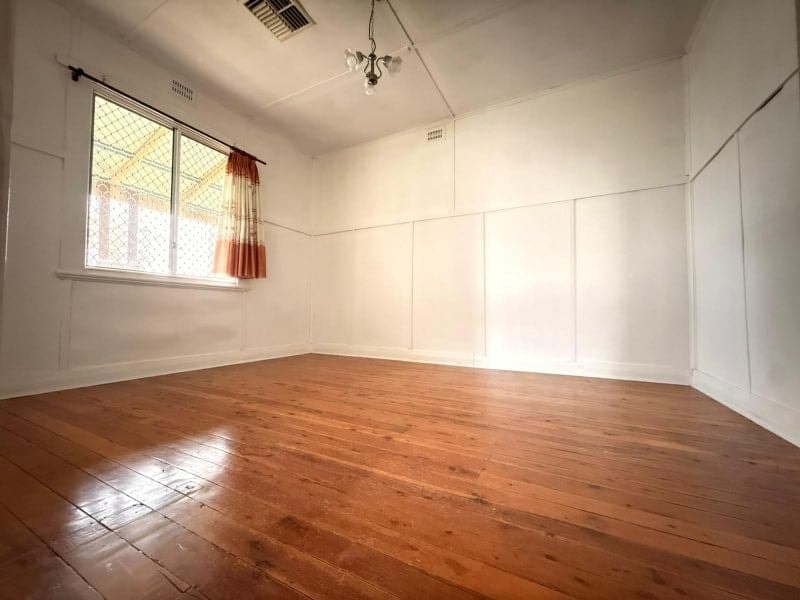 21 Clarinda Street, Parkes NSW, Parkes - Thumbnail 6