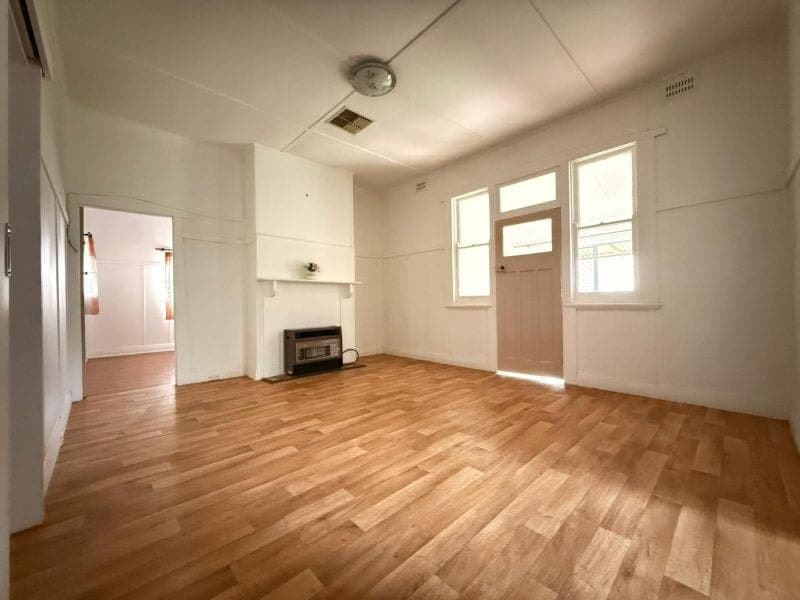 21 Clarinda Street, Parkes NSW, Parkes - Thumbnail 7