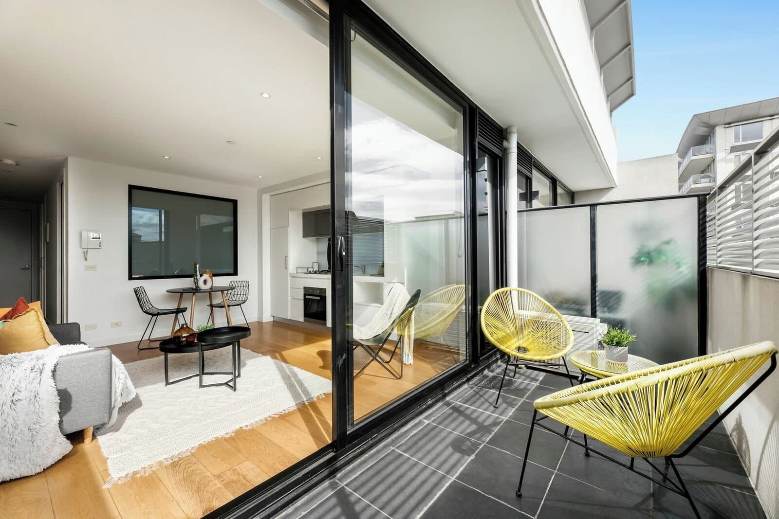 204/41 Nott Street, PORT MELBOURNE, Port Melbourne - Thumbnail 3