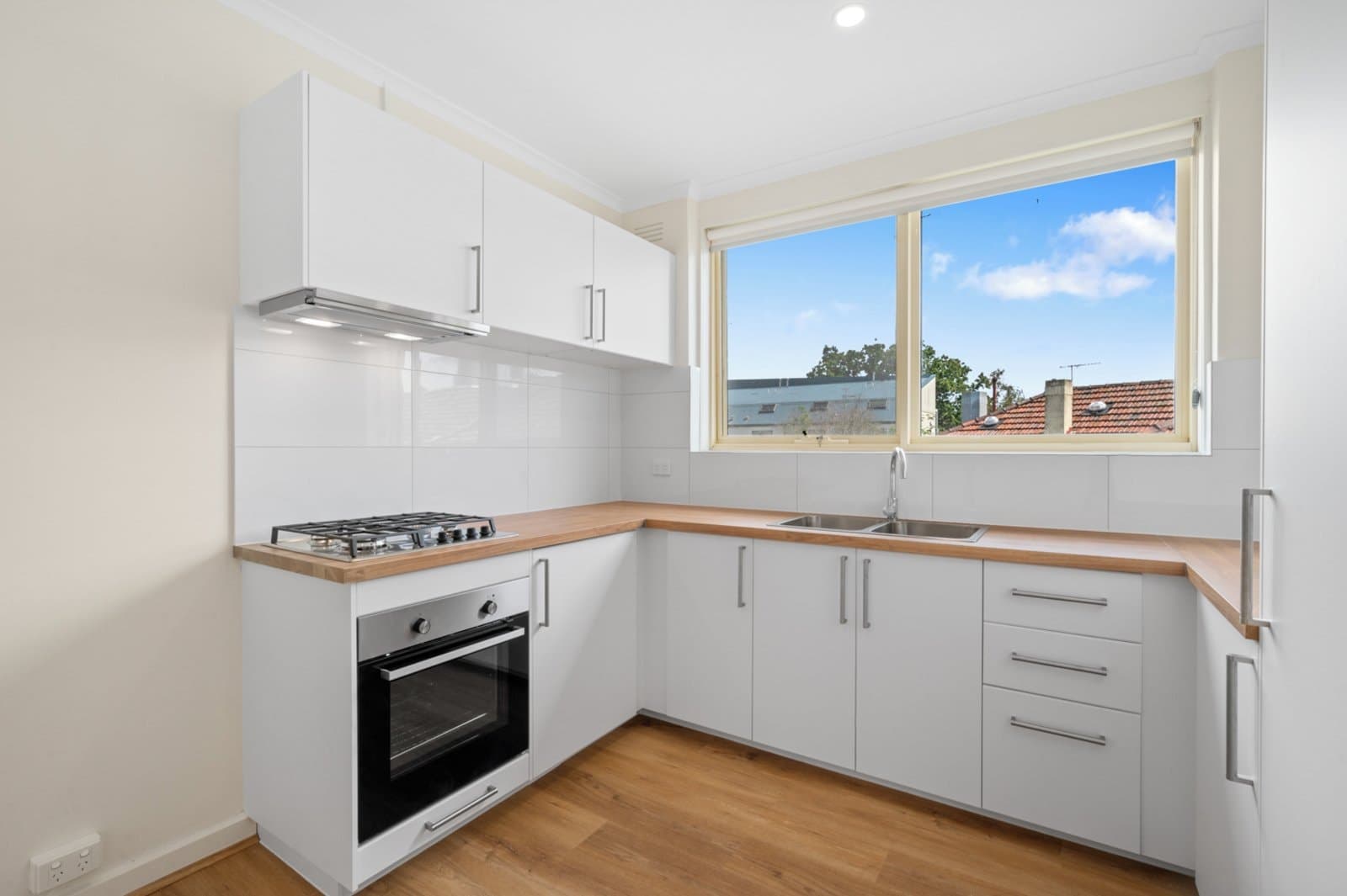 9/97 Barkly Street, ST KILDA, St Kilda - Thumbnail 3