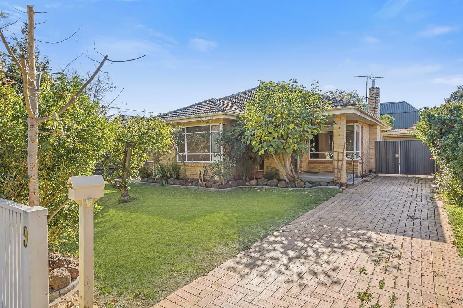 9 Tasman Road, Bentleigh East, Bentleigh East - Image 1