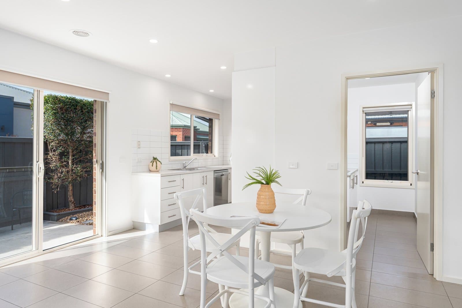 2/7 Calder Street, MANIFOLD HEIGHTS, Manifold Heights - Thumbnail 4