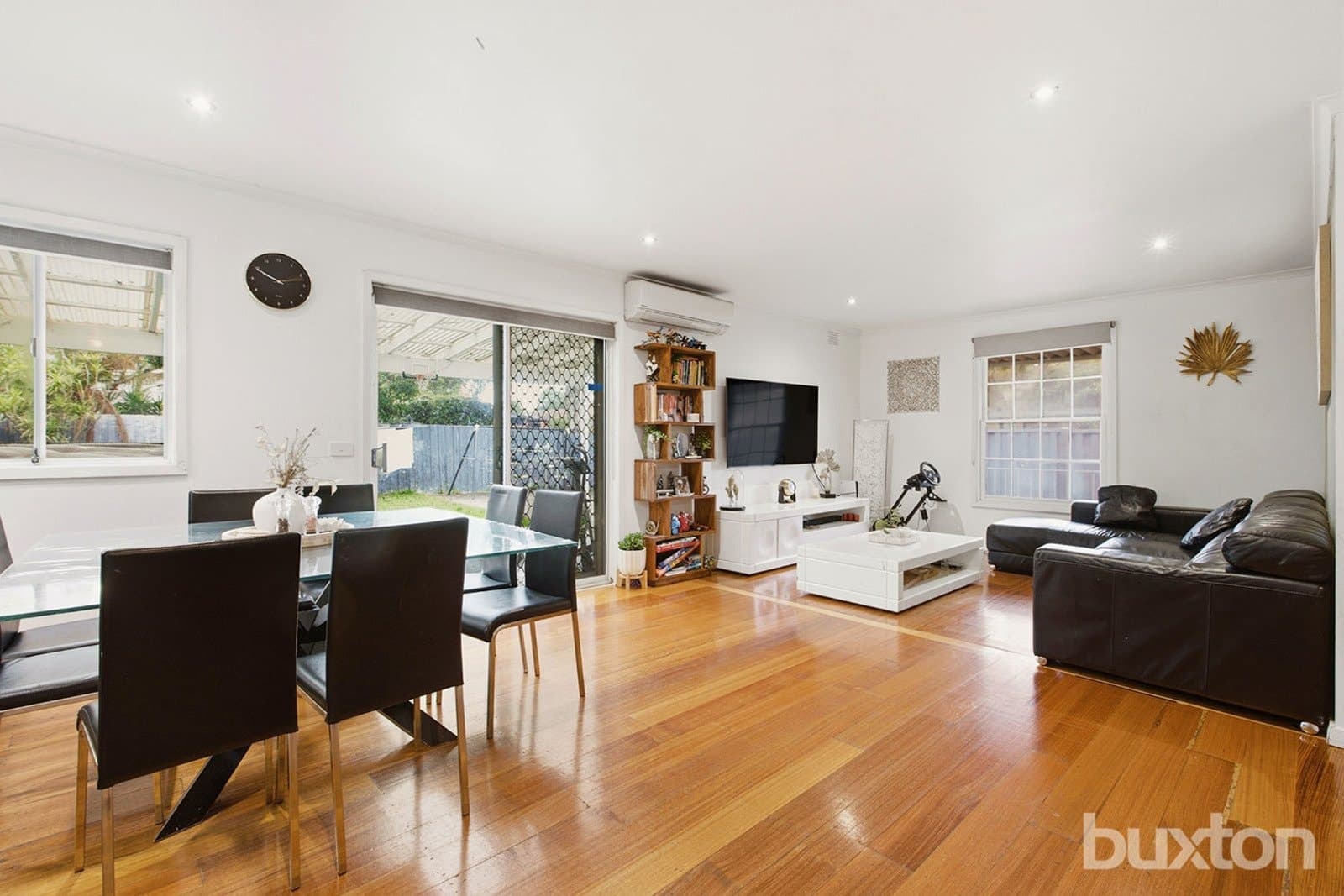 14 Healey Street,
                        
                    
                    
                        
                            MOORABBIN, Moorabbin - Thumbnail 3