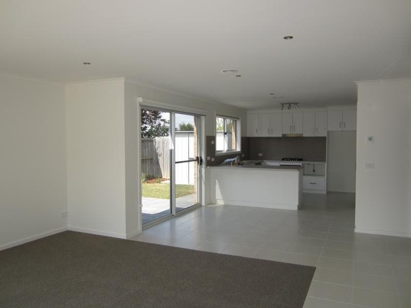 2/29 Pavo Street, Belmont, Belmont - Thumbnail 2