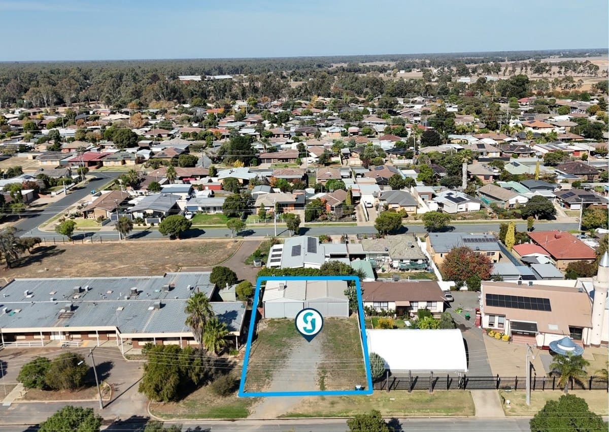 207 McLennan Street, Mooroopna, Mooroopna - Thumbnail 3