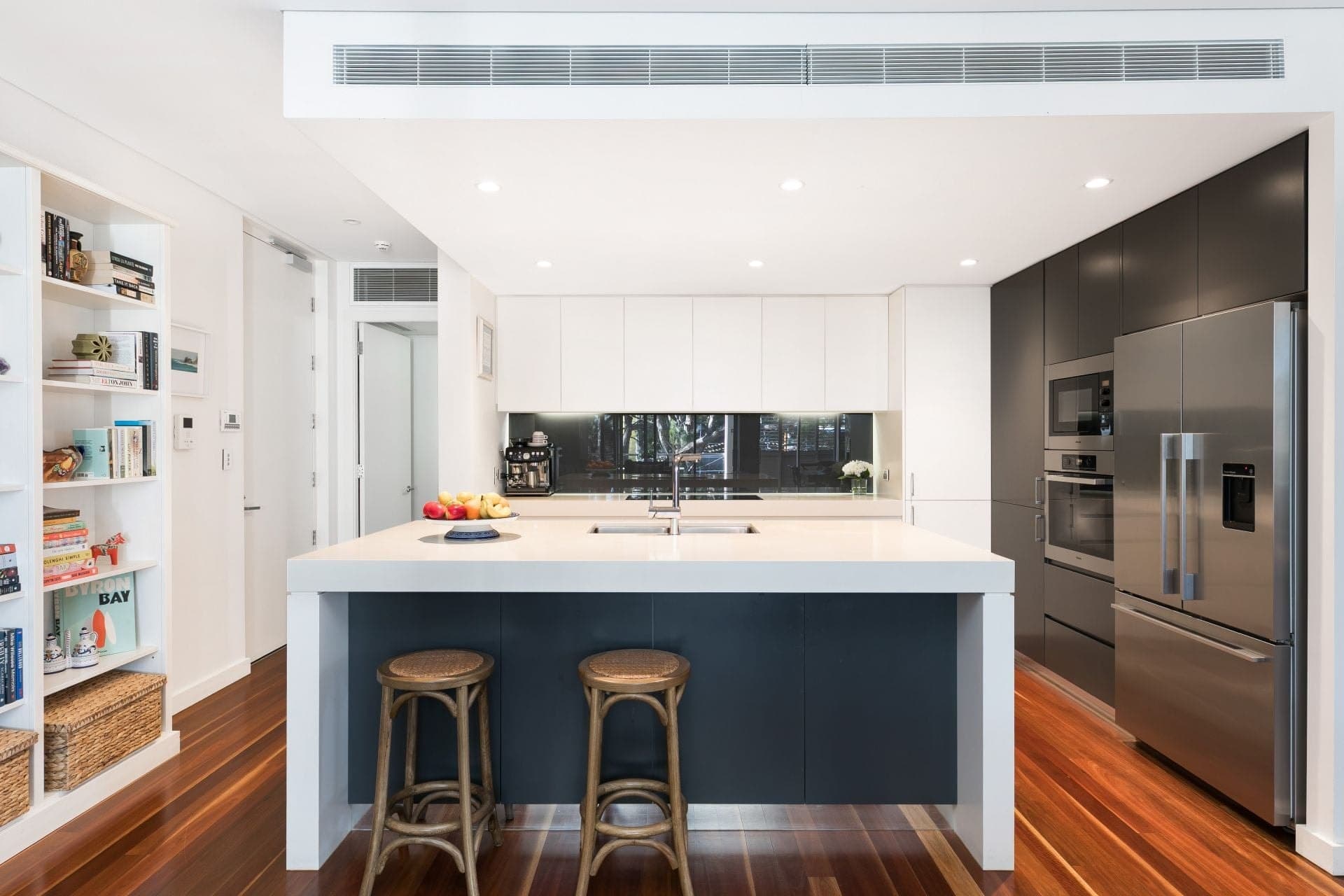 302/8-10 Parramatta Street, CRONULLA, Cronulla - Image 1